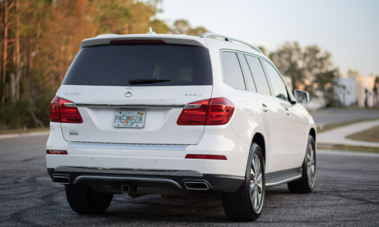 2014 Mercedes GL450 4MATIC Luxury SUV with 3rd Row Used Car For Sale in Sarasota, FL under $15,000